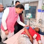 मुख्यमंत्री धामी ने एम्स ऋषिकेश में भर्ती घायल श्रद्धालुओं का हालचाल जाना