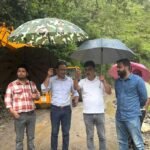जिलाधिकारी ने यमुनोत्री हाइवे पर  ओजारी और स्यानचट्टी क्षेत्रों का निरीक्षण किया